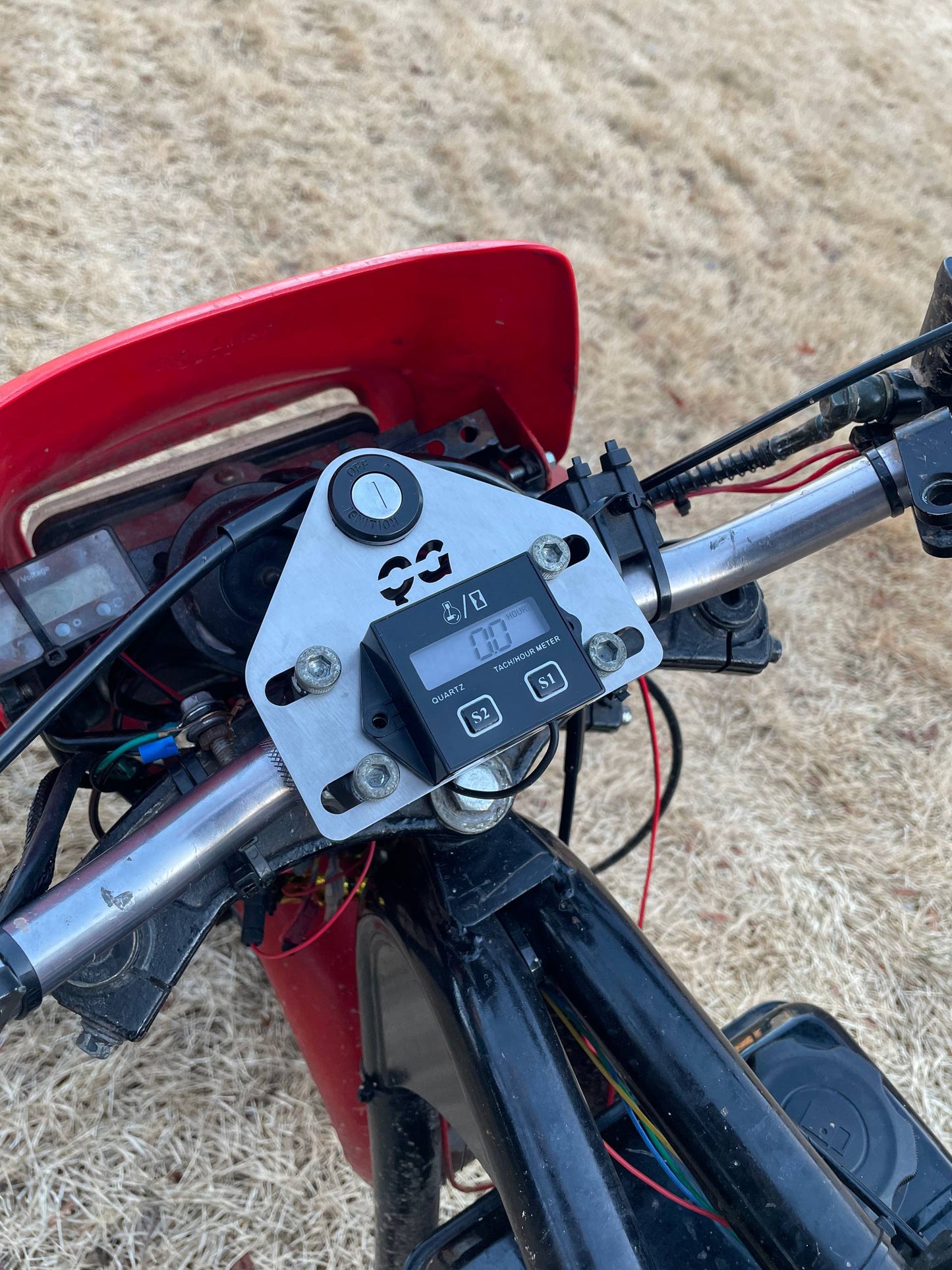 Universal Lock + Tach Bracket